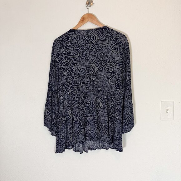 Torrid Babydoll Gauze Crochet Trim Lace-Up Navy Blue Top Size 3X - Picture 7 of 11